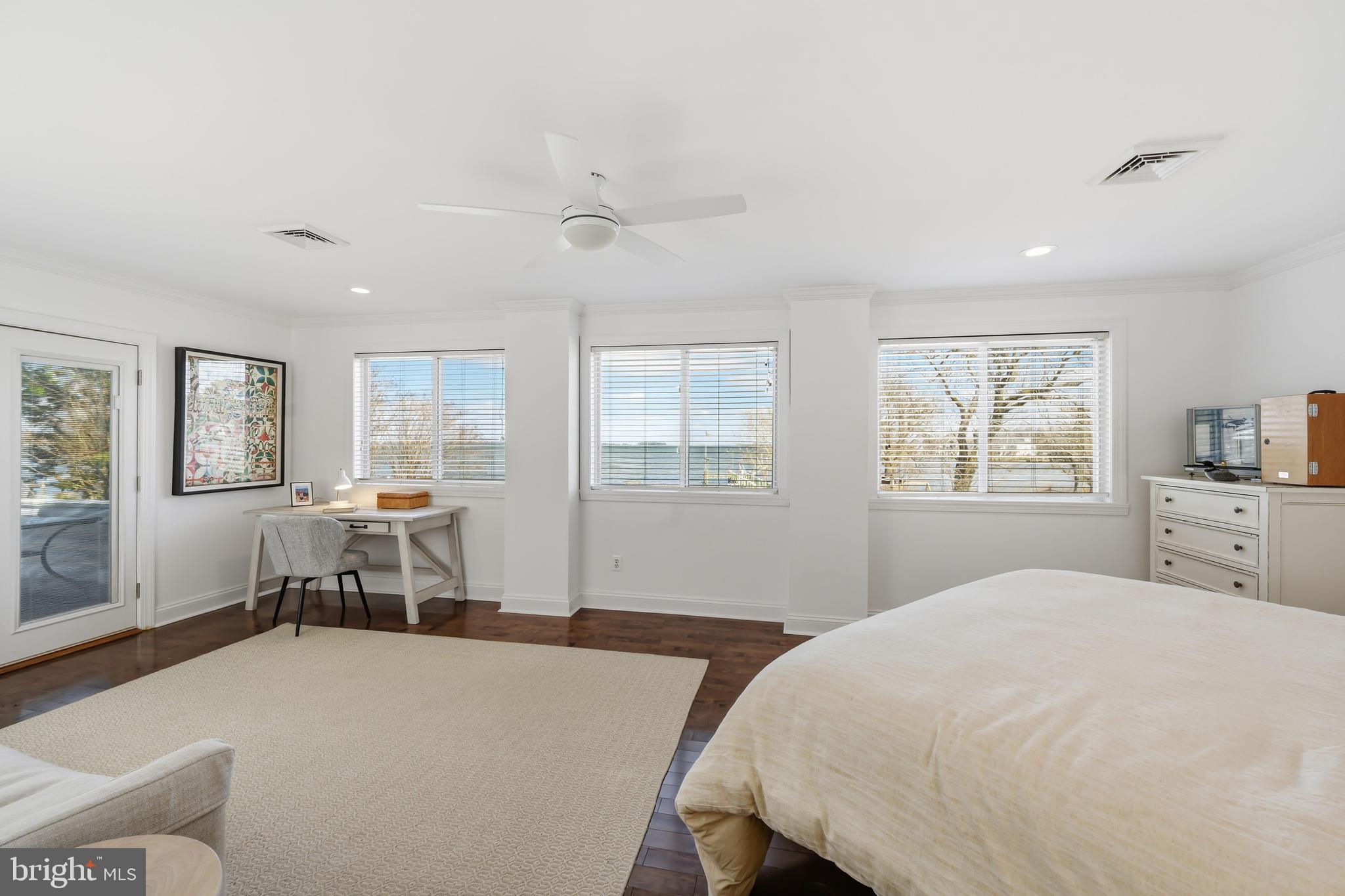 110 Perrys Road Grasonville, MD 21638 - Photo 37 of 68 Primary suite with view