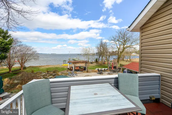 $1,500,000 | 110 Perrys Road, Grasonville, MD 21638