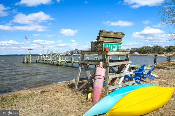 $1,500,000 | 110 Perrys Road, Grasonville, MD 21638