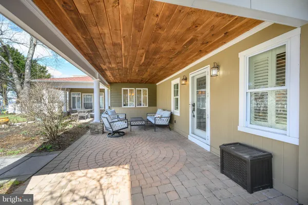 $1,500,000 | 110 Perrys Road, Grasonville, MD 21638