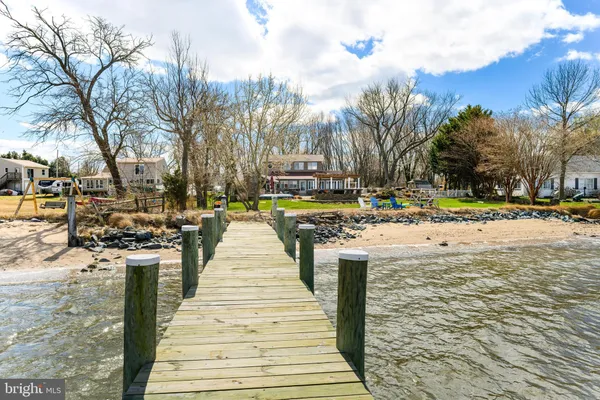 $1,500,000 | 110 Perrys Road, Grasonville, MD 21638