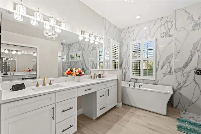 $959,000 | 6470 Indigo Bunting Place, Lakewood Ranch, FL 34202