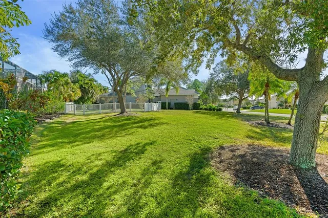 $959,000 | 6470 Indigo Bunting Place, Lakewood Ranch, FL 34202