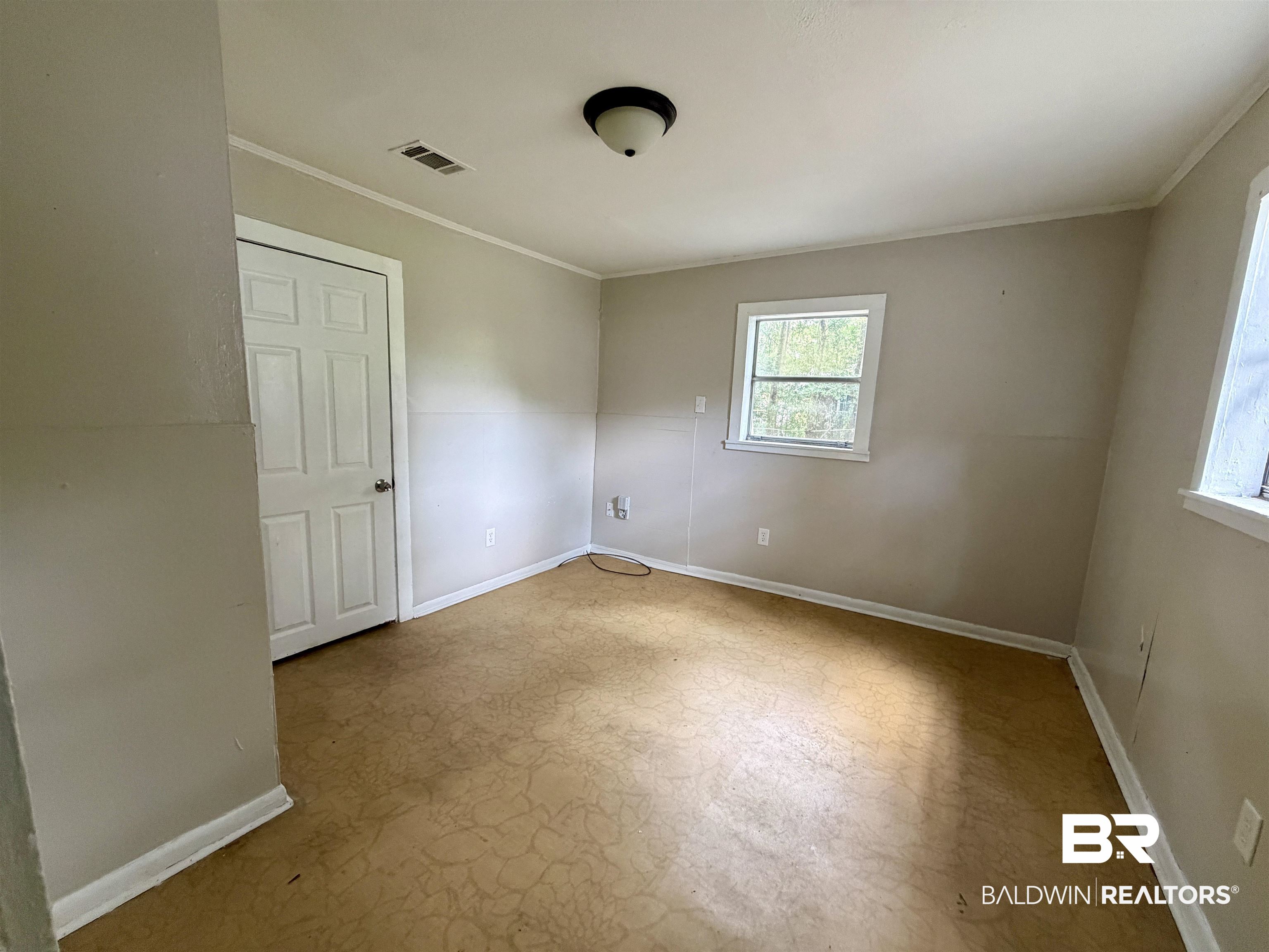 2708 Edgewood Street Mobile, AL 36607 - Photo 3 of 10 Gallery Image 3