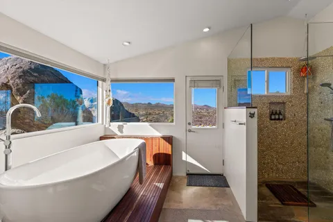 $1,300,000 | 1862 Inca Trail, Yucca Valley, CA 92284