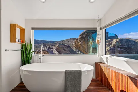 $1,300,000 | 1862 Inca Trail, Yucca Valley, CA 92284