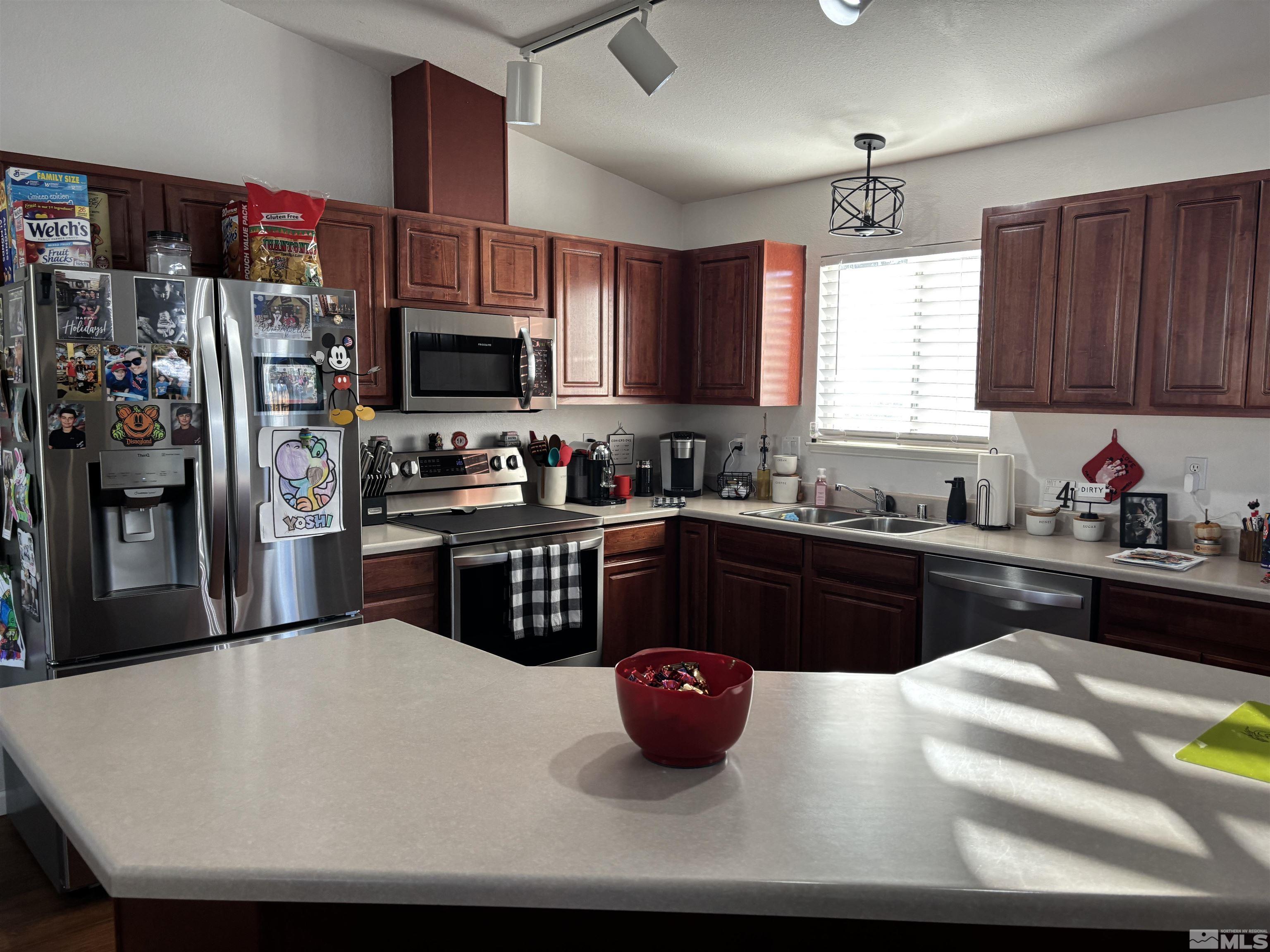 1003 Rook Way Sparks, NV 89441 - Photo 8 of 23 Photo 8