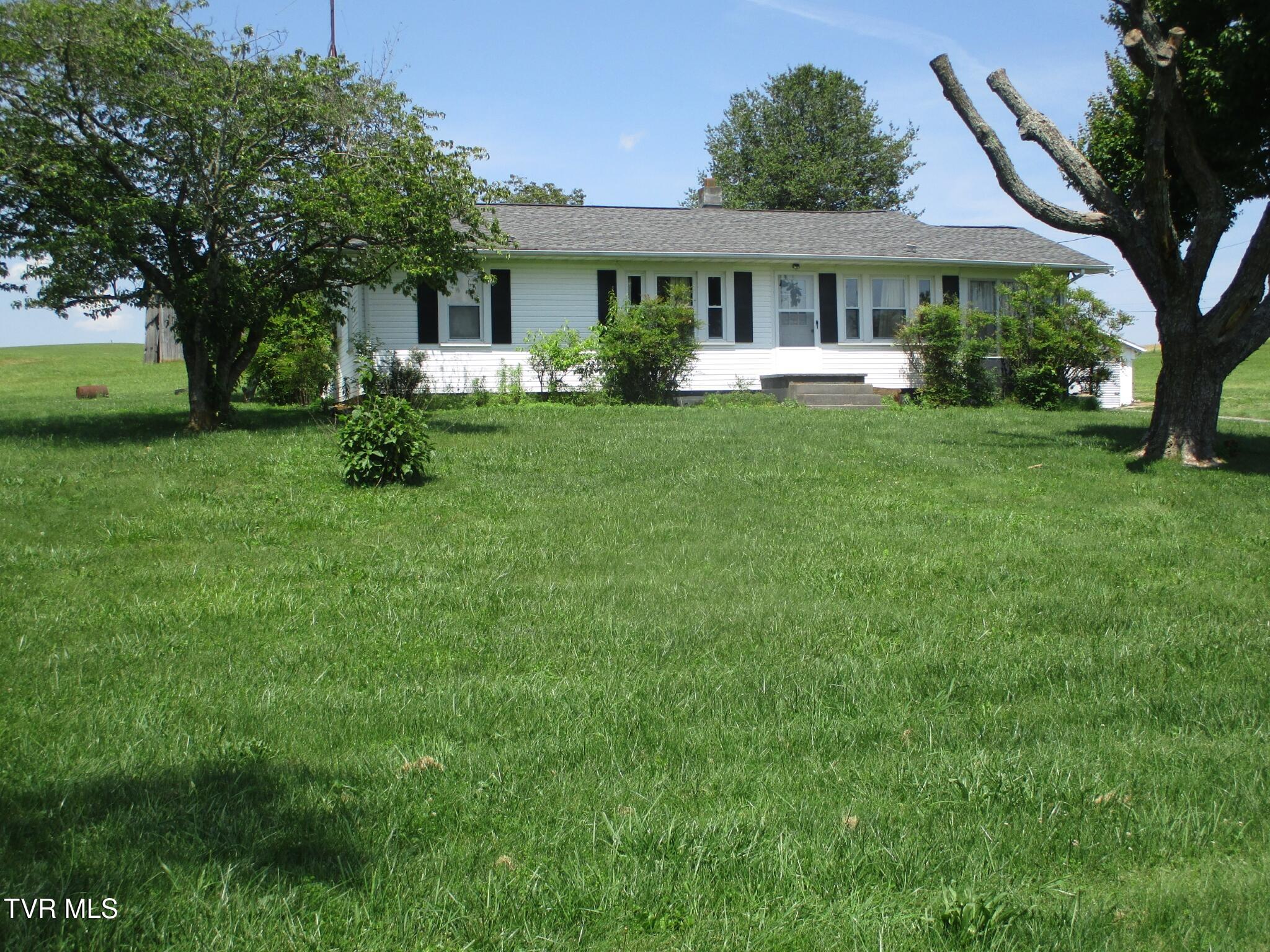 196 Providence Road Telford, TN 37690 - Photo 3 of 53 45 IMG_7652