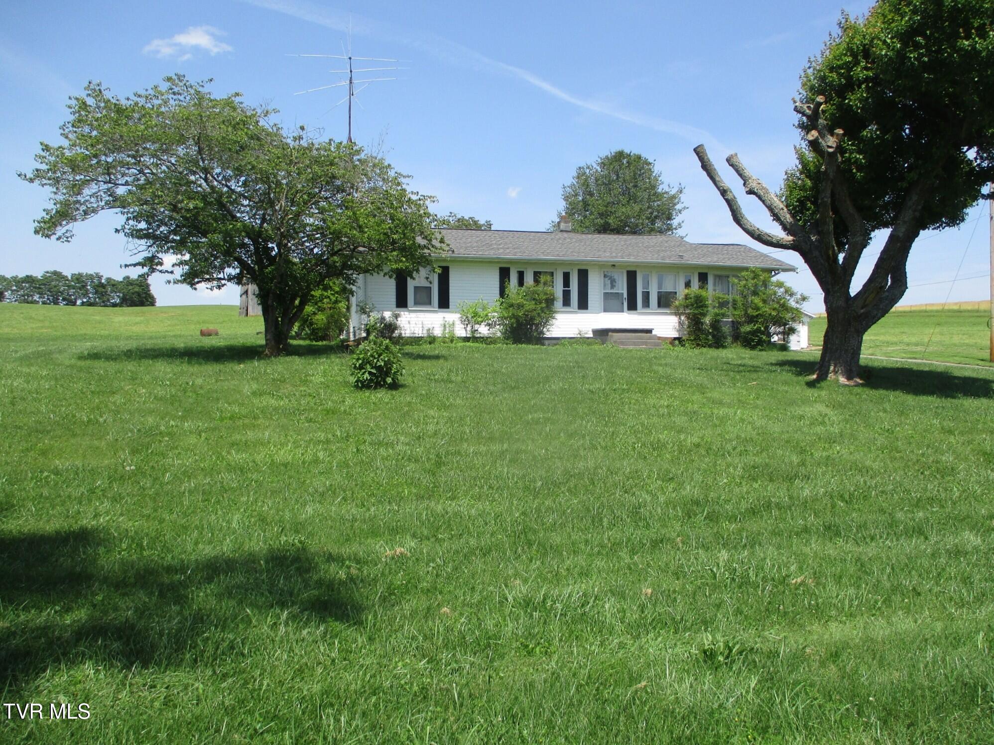 196 Providence Road Telford, TN 37690 - Photo 4 of 53 44 IMG_7651
