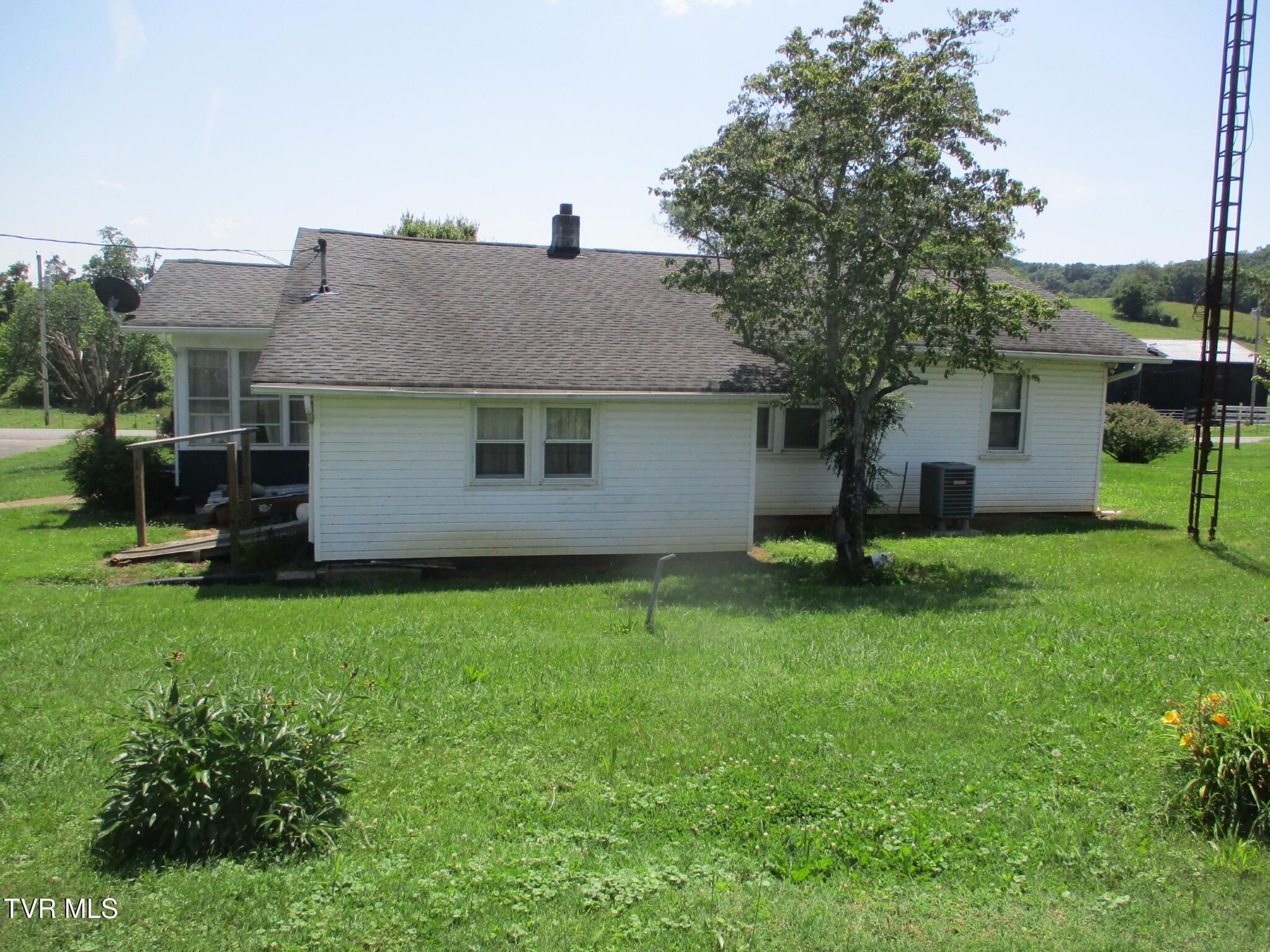 196 Providence Road Telford, TN 37690 - Photo 6 of 53 48 IMG_7663