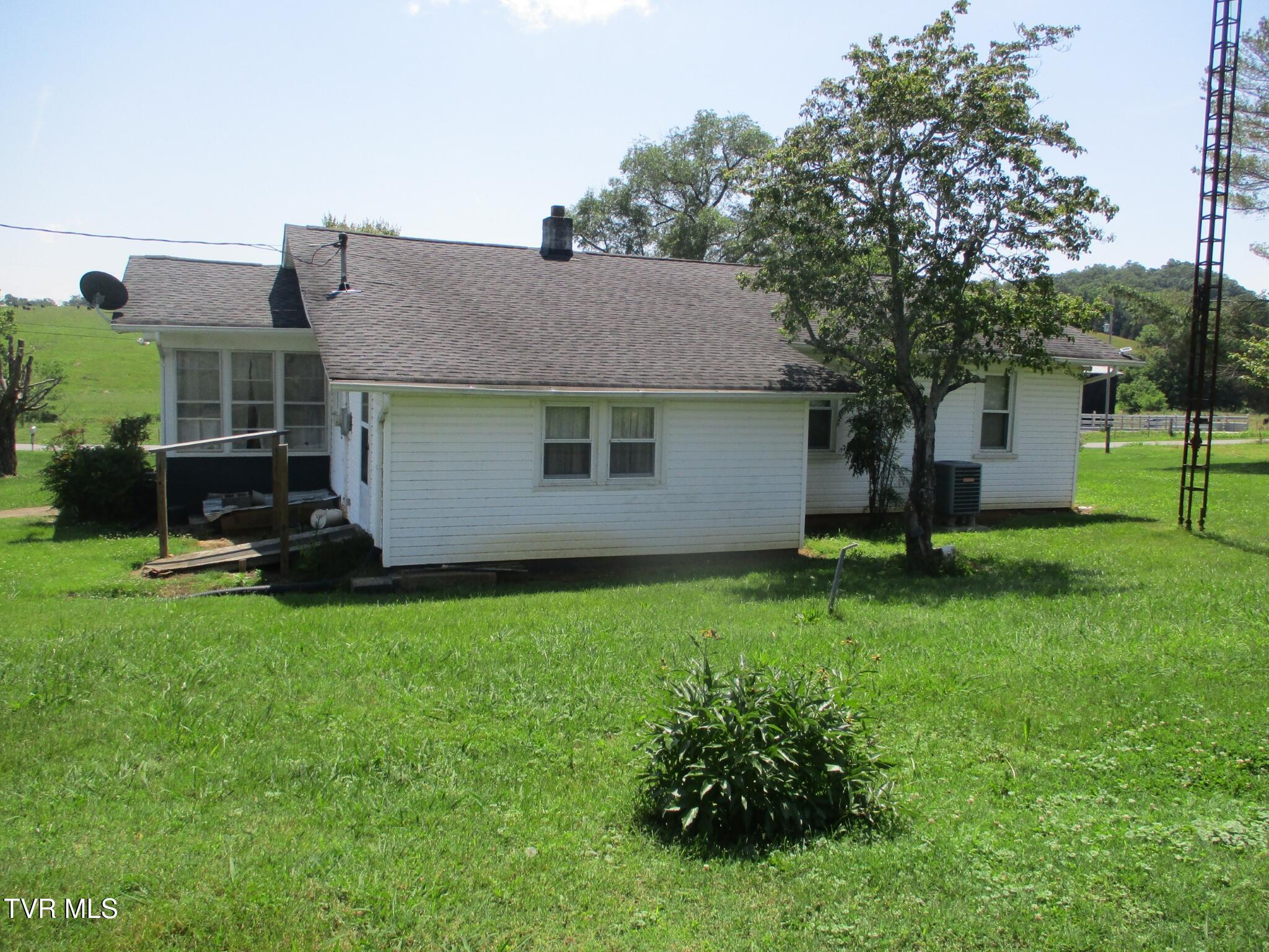196 Providence Road Telford, TN 37690 - Photo 7 of 53 49 IMG_7662