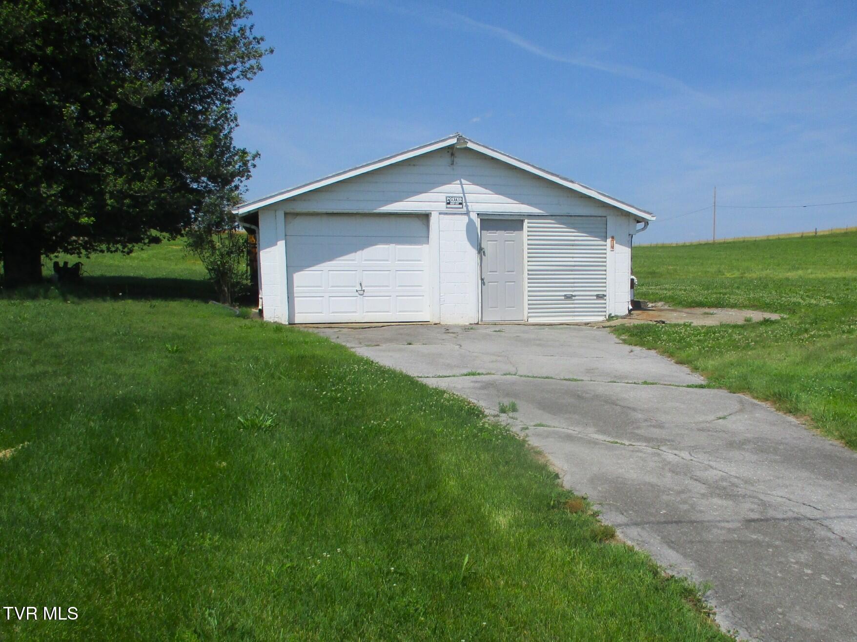 196 Providence Road Telford, TN 37690 - Photo 10 of 53 52 IMG_7658