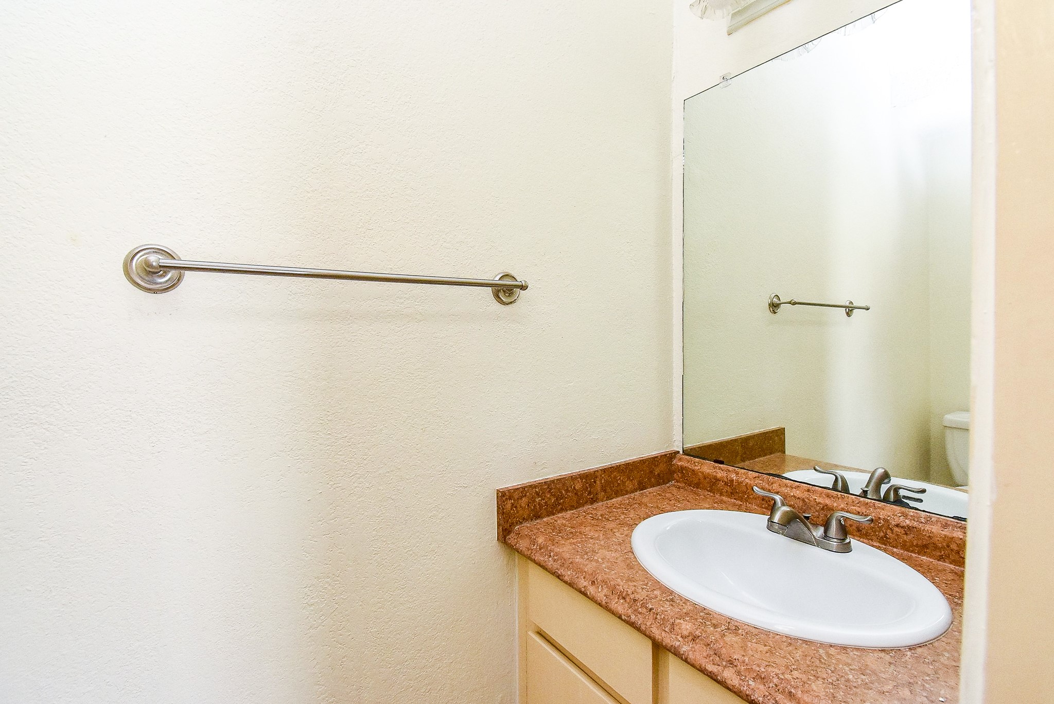 7575 Cambridge Street, Unit 1004 Houston, TX 77054 - Photo 25 of 32