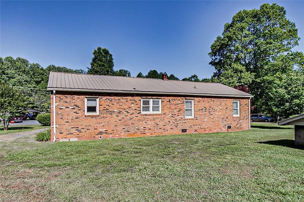 3380 Beavercreek Road Randleman, NC 27317 - Photo 28 of 49 Back