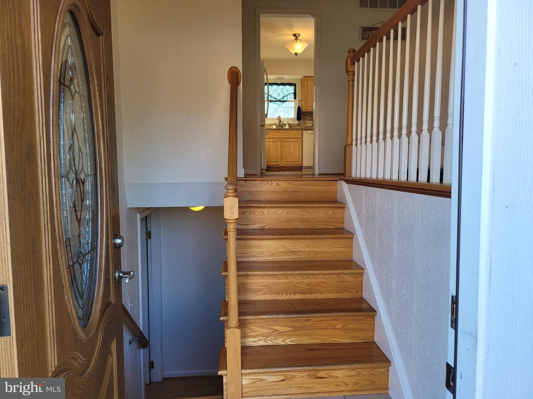 487 Rita Drive Odenton, MD 21113 - Photo 7 of 62 Gallery Image 7