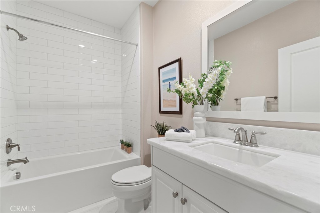 208 Radial Irvine, CA 92618 - Photo 23 of 50