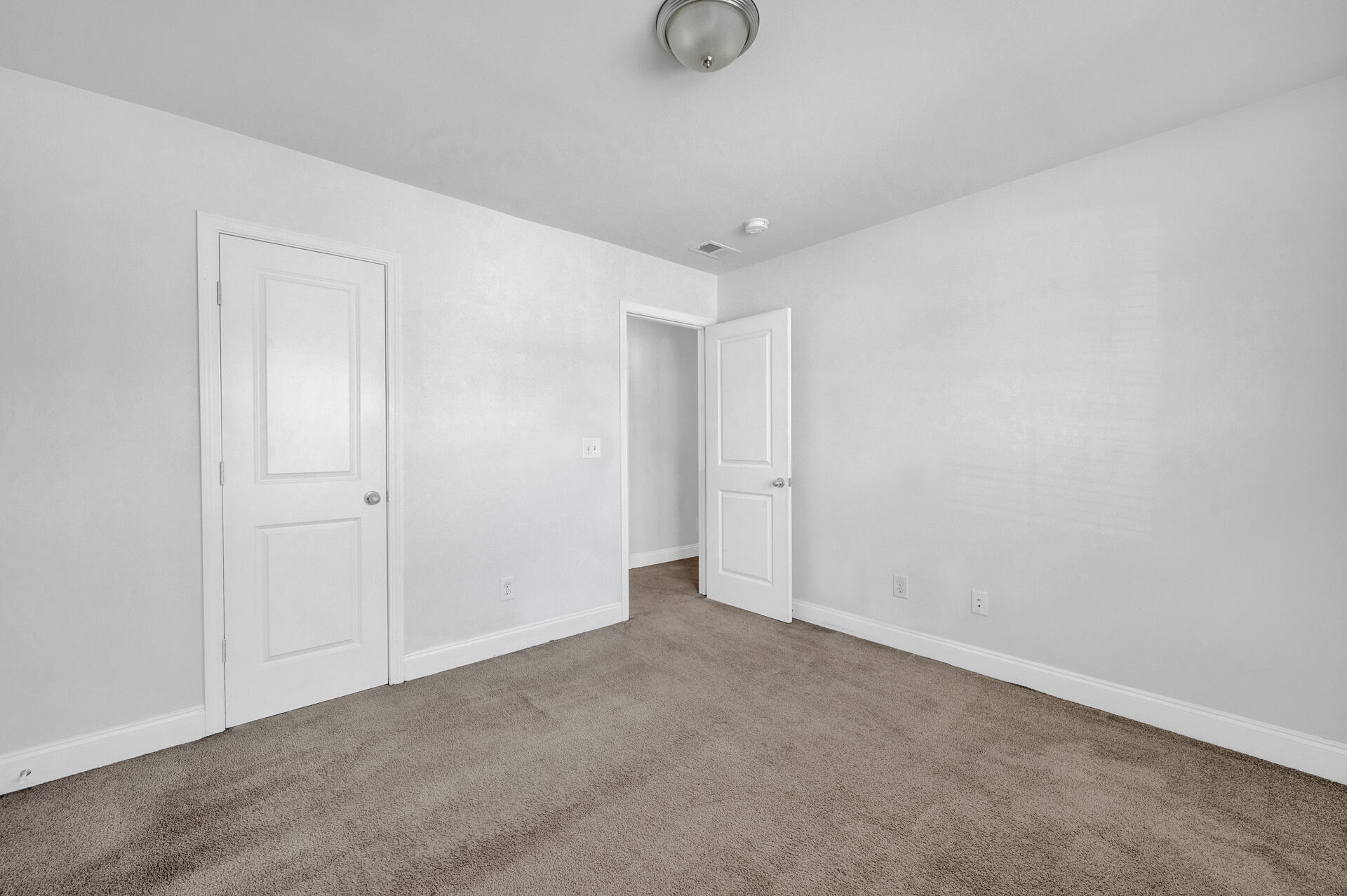 7807 Montview Road North Charleston, SC 29418 - Photo 20 of 41 7807Montview-21