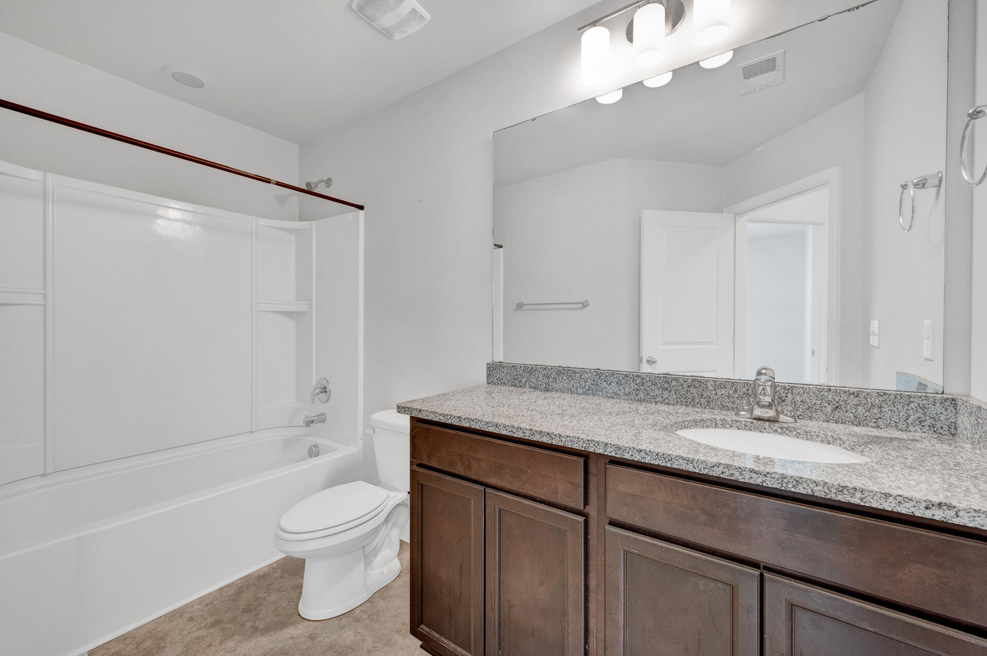 7807 Montview Road North Charleston, SC 29418 - Photo 21 of 41 7807Montview-22