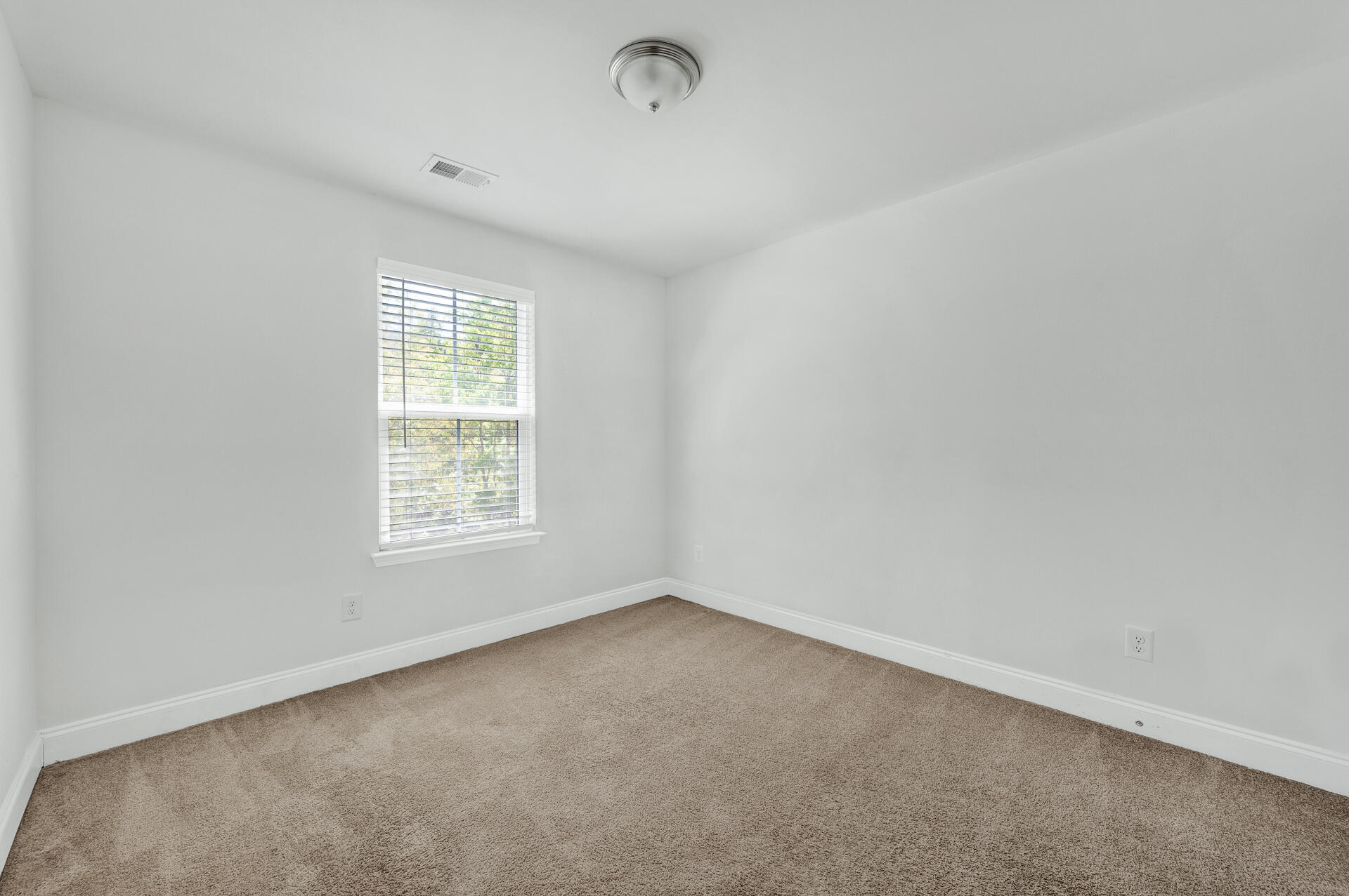 7807 Montview Road North Charleston, SC 29418 - Photo 25 of 41 7807Montview-26