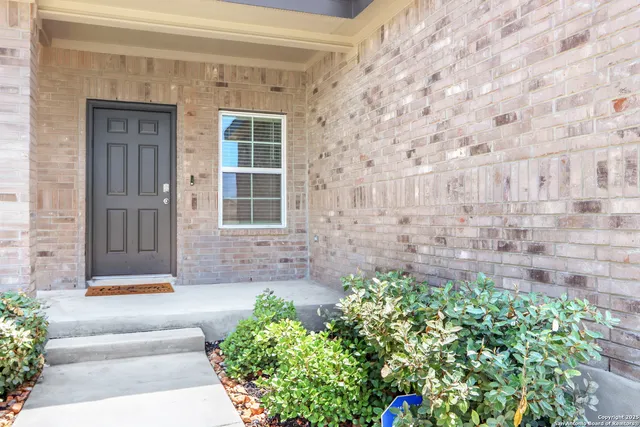 $2,350 | 4932 Taconite Pass, San Antonio, TX 78253