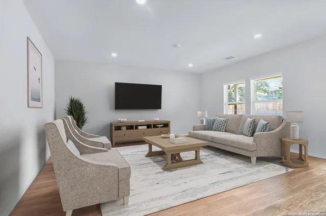 $2,350 | 4932 Taconite Pass, San Antonio, TX 78253