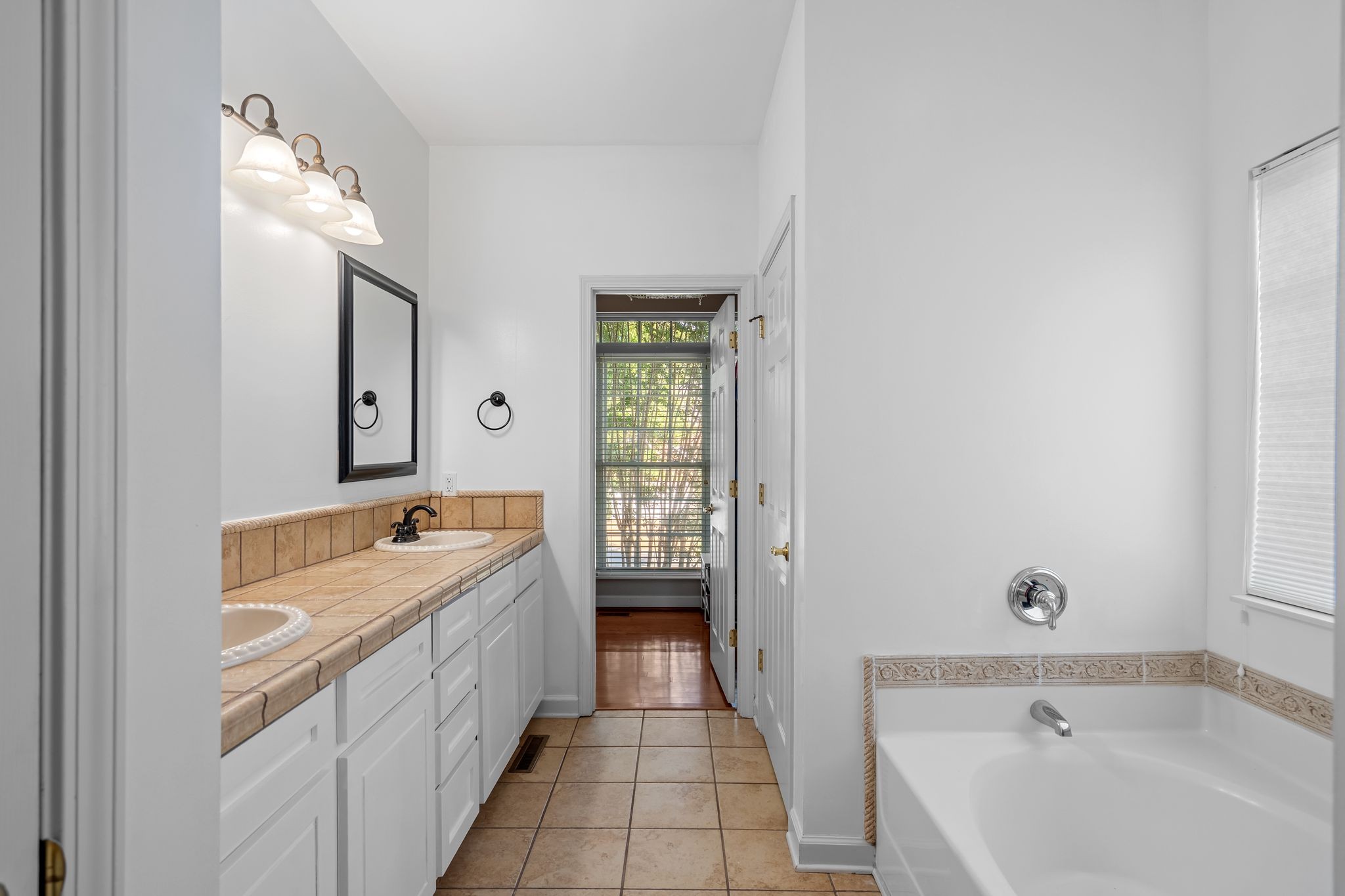 1809 Apple Ridge Circle Nashville, TN 37211 - Photo 21 of 41 Gallery Image 21
