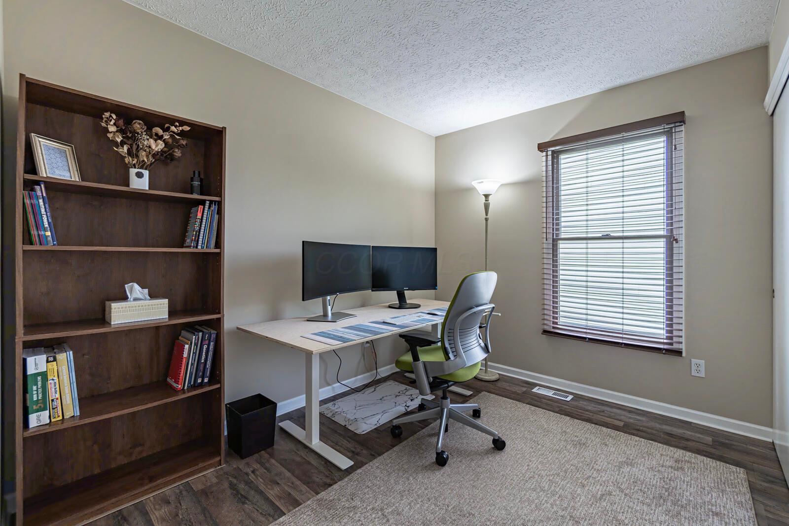 4450 Nickerson Road Columbus, OH 43228 - Photo 26 of 38 Office/Bedroom