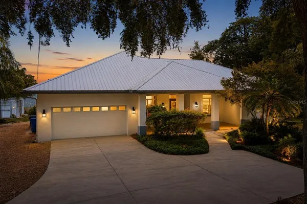 $1,300,000 | 8701 Lake Calm Lane, Odessa, FL 33556
