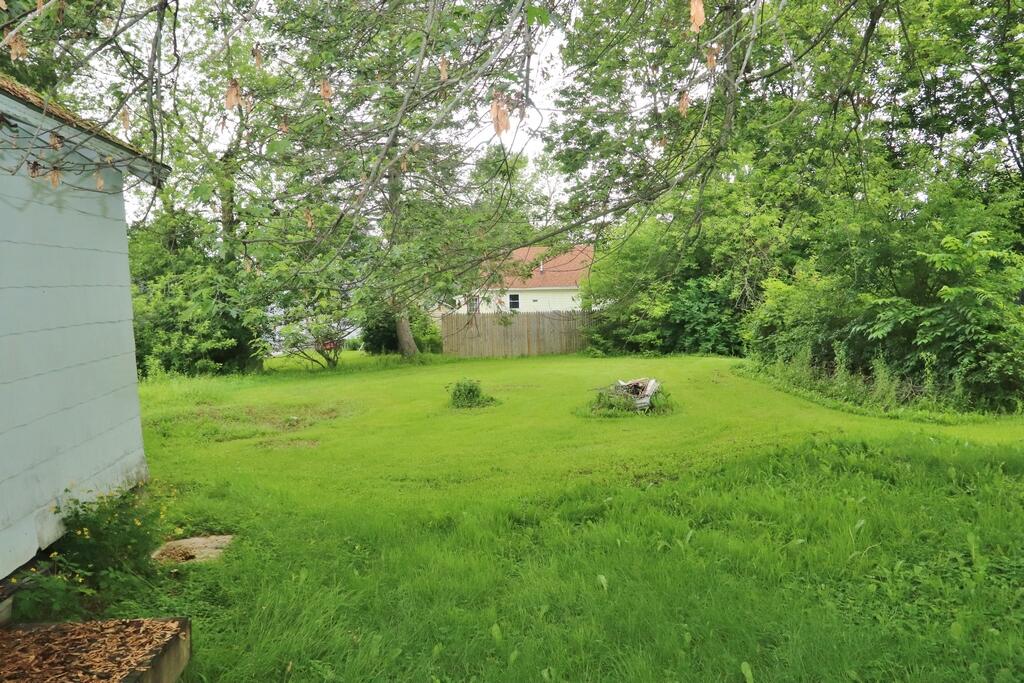 252 Maple Street Bangor, ME 04401 - Photo 5 of 16 IMG_0935 (Copy)