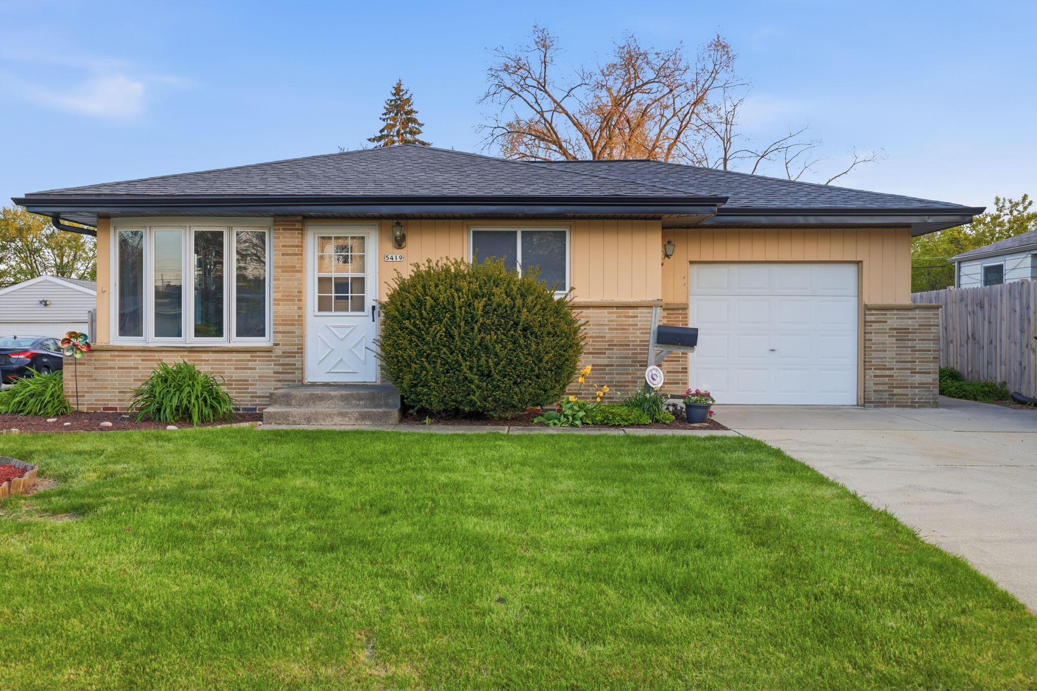 5419 Marboro Drive Racine, WI 53406 - Photo 1 of 1 1000000783