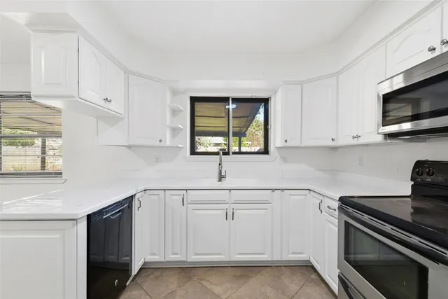 $1,990 | 16318 Cypress Point Drive, Cypress, TX 77429