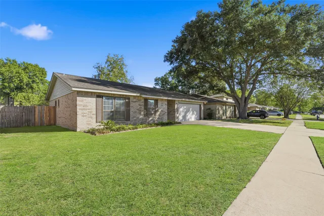 $1,990 | 16318 Cypress Point Drive, Cypress, TX 77429