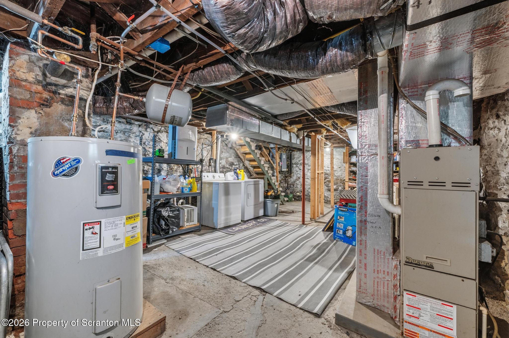 1507 Pine Street Scranton, PA 18510 - Photo 26 of 36 DSC_1287-2