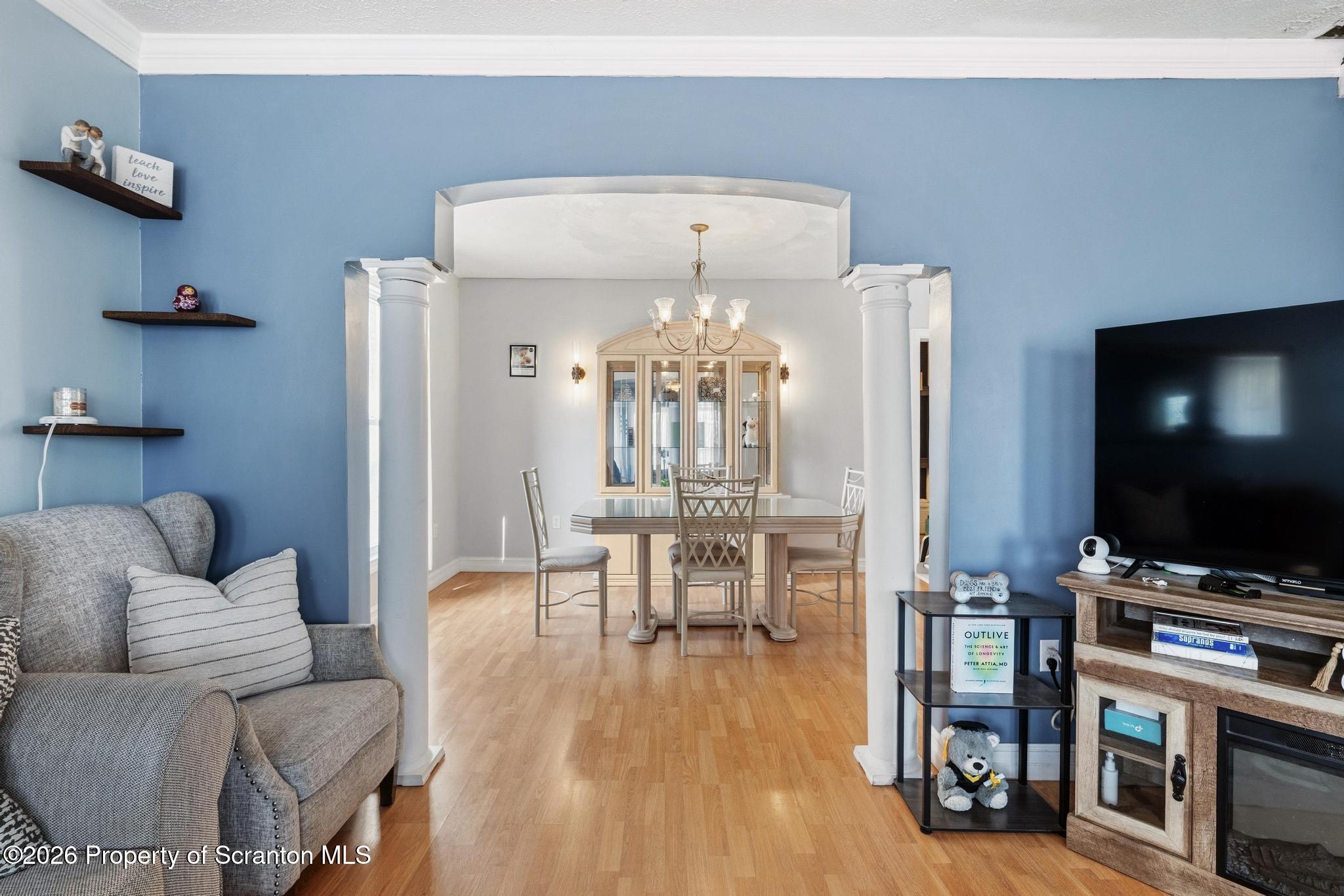 1507 Pine Street Scranton, PA 18510 - Photo 7 of 36 DSC_1197-3