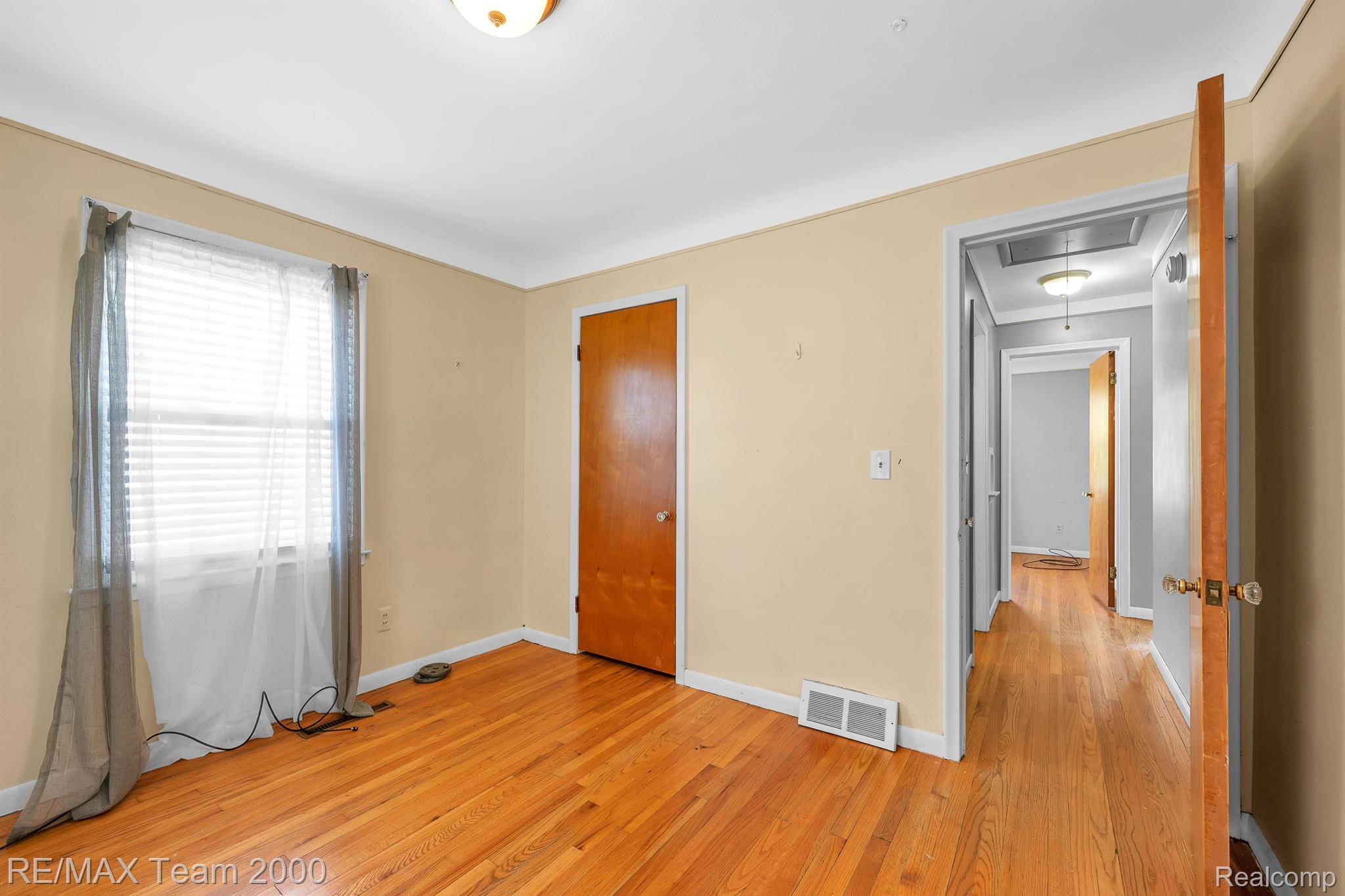 23036 Rausch Avenue Eastpointe, MI 48021 - Photo 17 of 24 Gallery Image 17