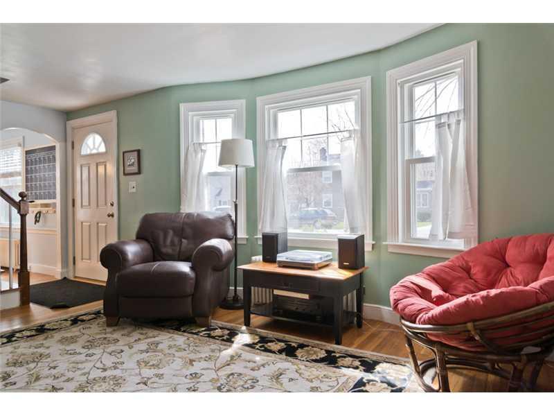 139 Edwards Street Portland, ME 04102 - Photo 12 of 35 Living Room.