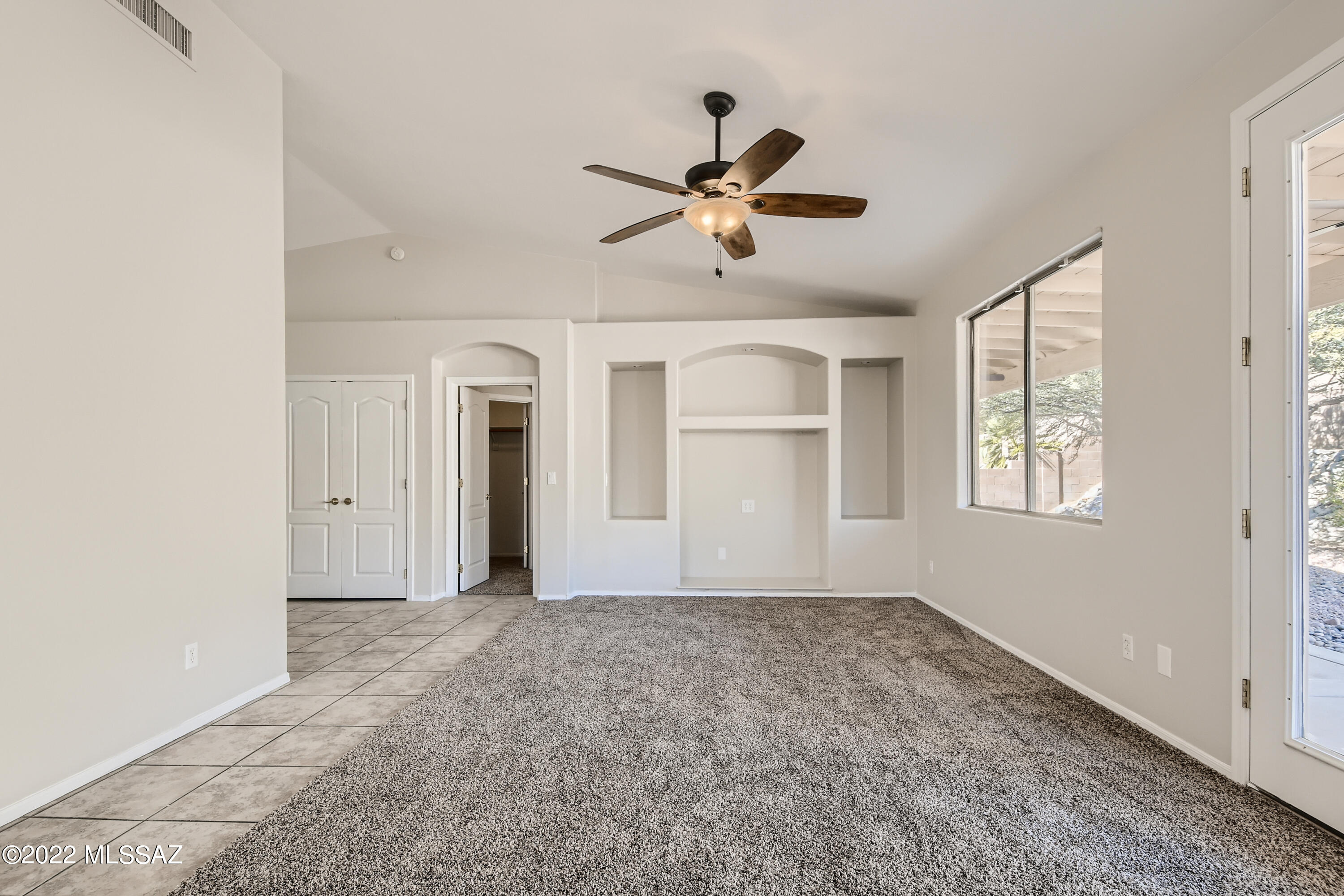 286 West Azmataz Road Tucson, AZ 85737 - Photo 7 of 33 Gallery Image 7