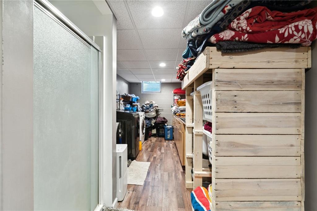 116 Buttercup School Road Renfrew, PA 16053 - Photo 33 of 34 a view of walk in closet
