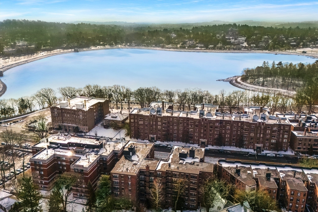 1945 Commonwealth Avenue, Unit 4 Boston, MA 02135 - Photo 7 of 40