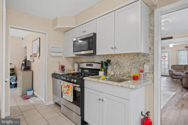 $279,000 | 17 Harvard Avenue, Westville, NJ 08093