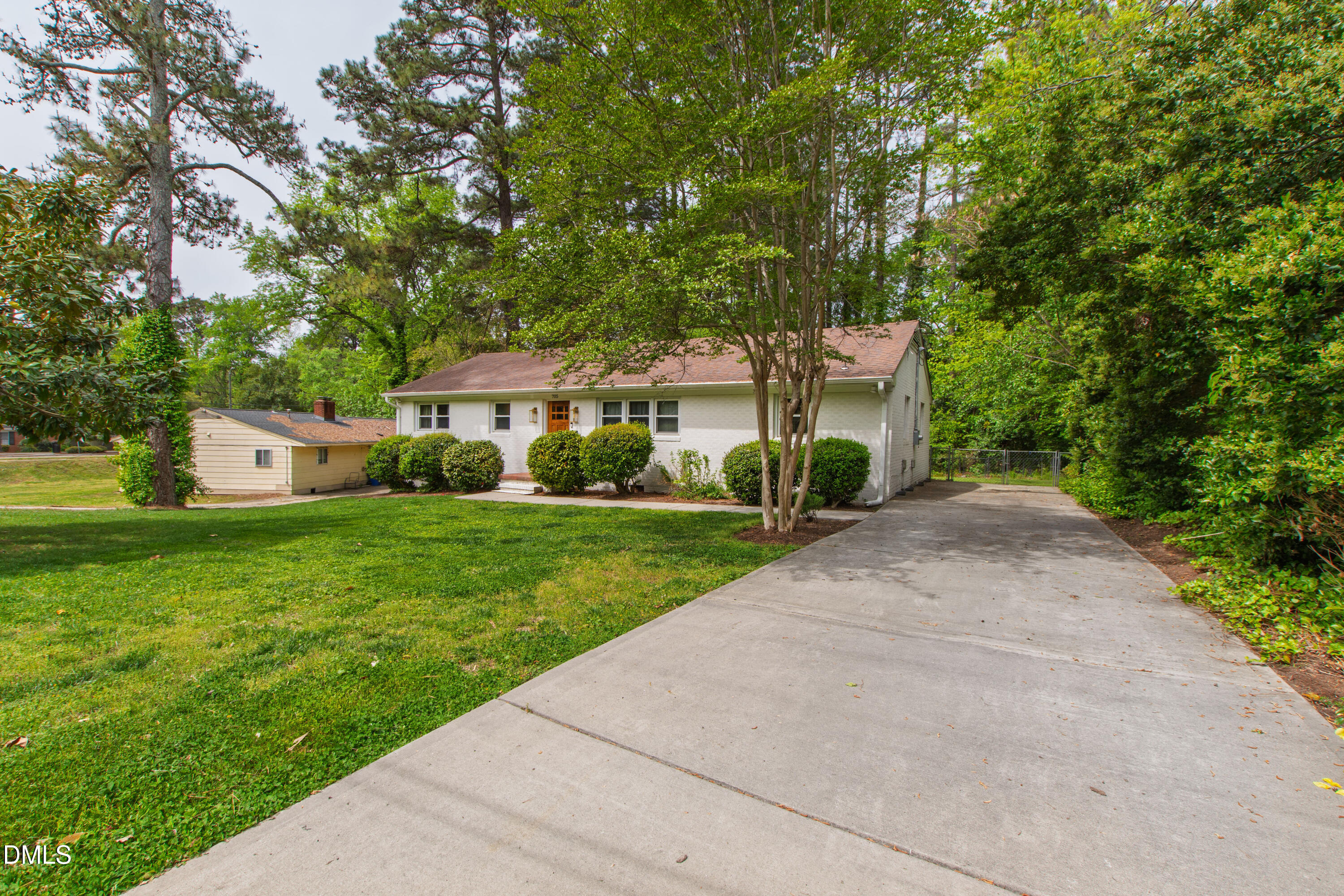 705 Chatham Lane Raleigh, NC 27610 - Photo 3 of 40 Chatham