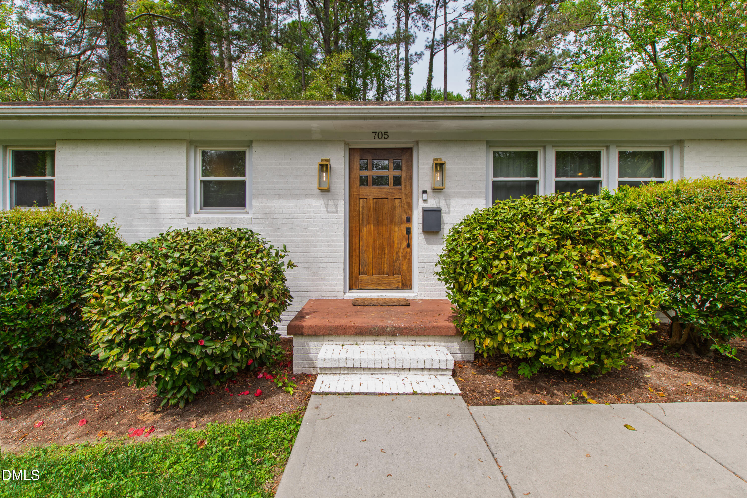 705 Chatham Lane Raleigh, NC 27610 - Photo 4 of 40 Chatham