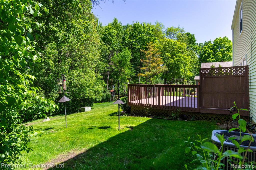 41944 Cherry Hill Road Novi, MI 48375 - Photo 38 of 44