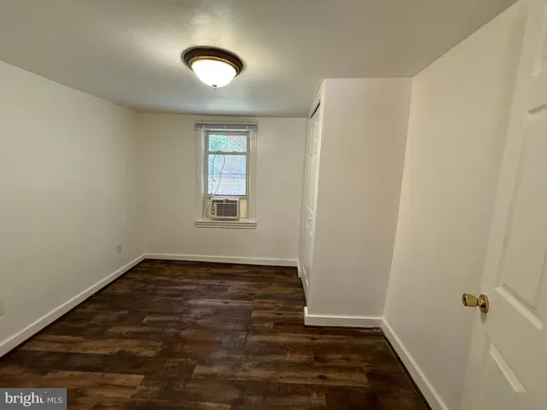 $2,050 | 1005 Manning Drive, Fredericksburg, VA 22405