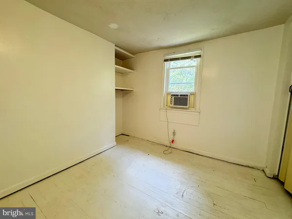 $2,050 | 1005 Manning Drive, Fredericksburg, VA 22405