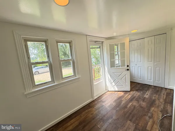 $2,050 | 1005 Manning Drive, Fredericksburg, VA 22405