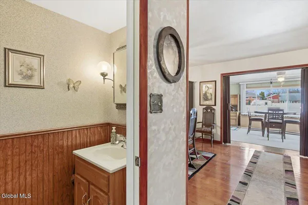 $379,900 | 30 Hopewell Street, Albany, NY 12208