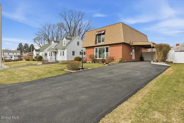 $379,900 | 30 Hopewell Street, Albany, NY 12208