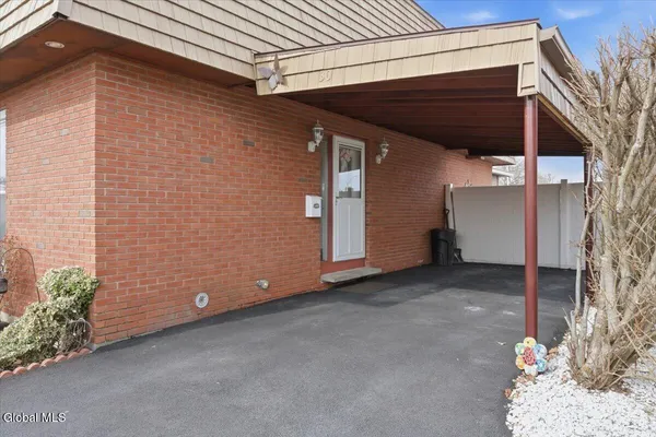 $379,900 | 30 Hopewell Street, Albany, NY 12208