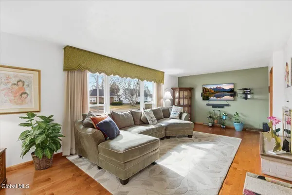 $379,900 | 30 Hopewell Street, Albany, NY 12208